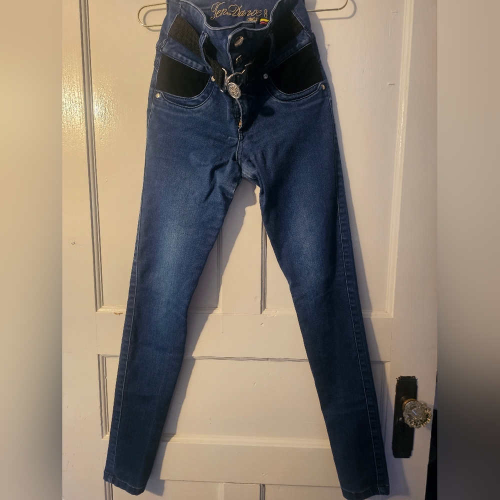 Blue Skinny Jeans Classic Denim Style